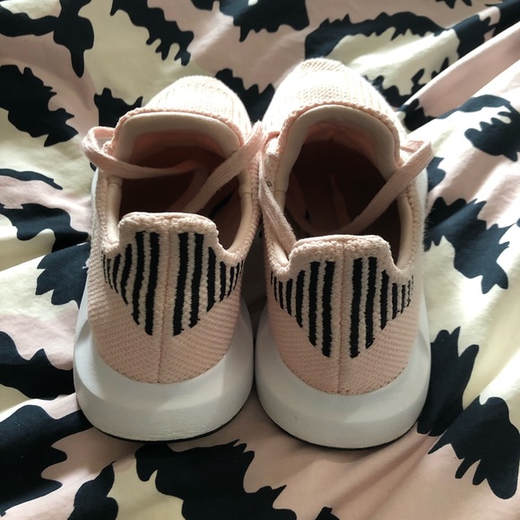 Adidas Swift Run Shoes - Picture 11 of 14